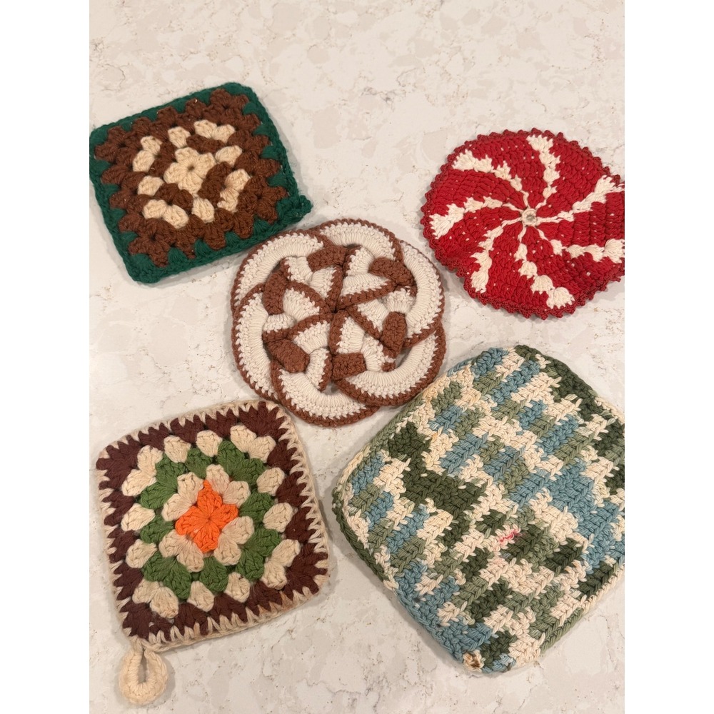 Vintage Handmade Crochet Potholders Set of 5 Granny Square Peppermint Boho Decor